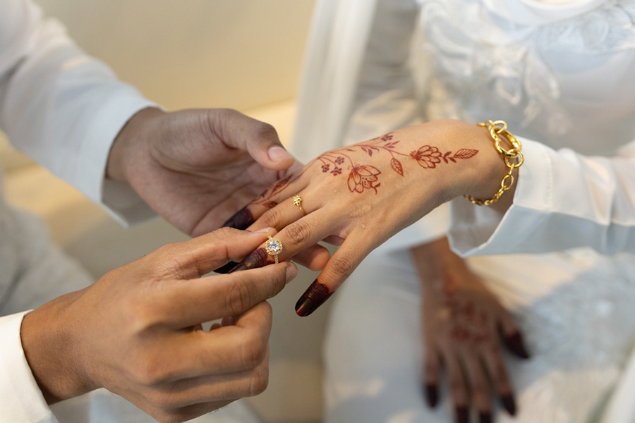 عبارات تهنئة زواج للعروس