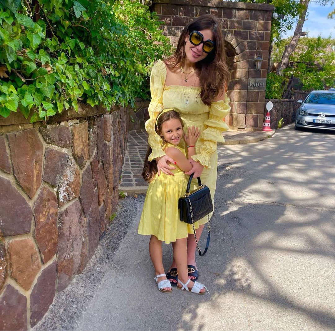 ديمة صادق وابنتها