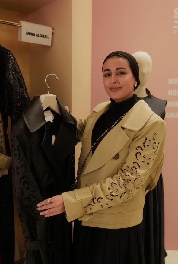 منى الشبل في 100 براند