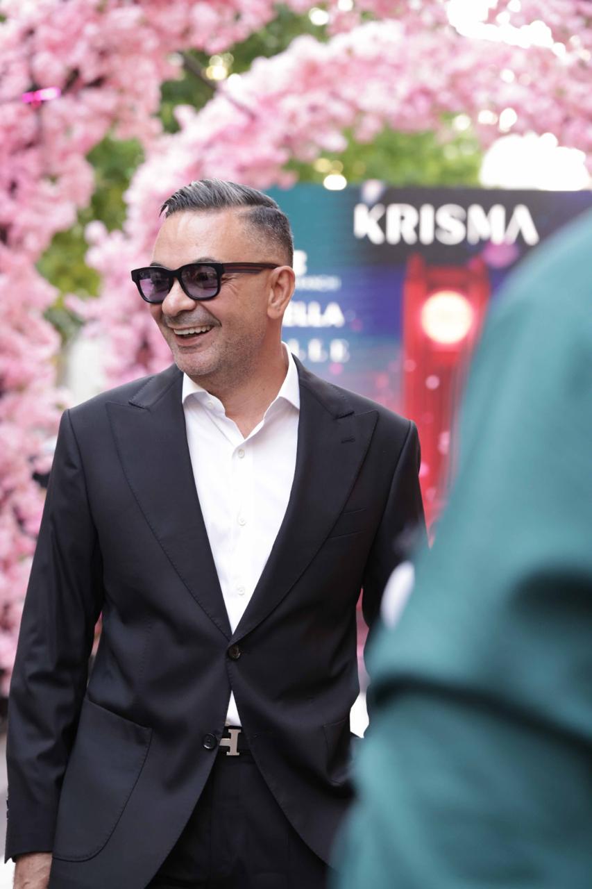 "Beirut Blossoms" تتفتح من جديد في احتفالية الموضة وسط بيروت