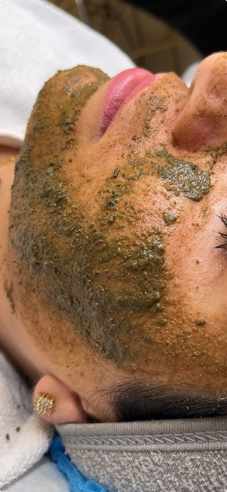 التقشير بالطحالب الطبيعي