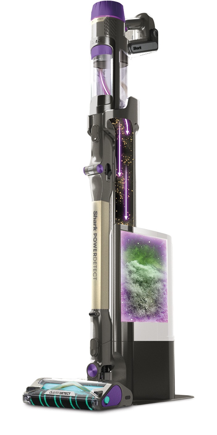 تجربة Hia مع مكنسة Shark PowerDetect Clean & Empty: الذكاء والتصميم يجتمعان في ابتكار منزلي استثنائي