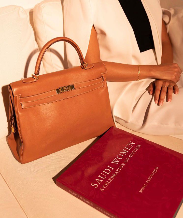 إطلاق صندوق استثماري مخصّص لحقائب Hermès، صندوق يتعامل مع حقائب Birkin وKelly كأصول محمية و "أميوزد" تعلق على ذلك