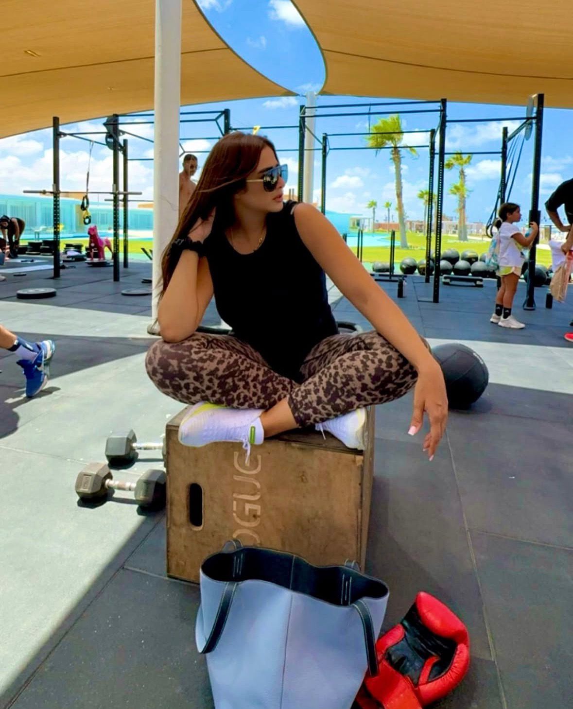 ياسمين عبد العزيز