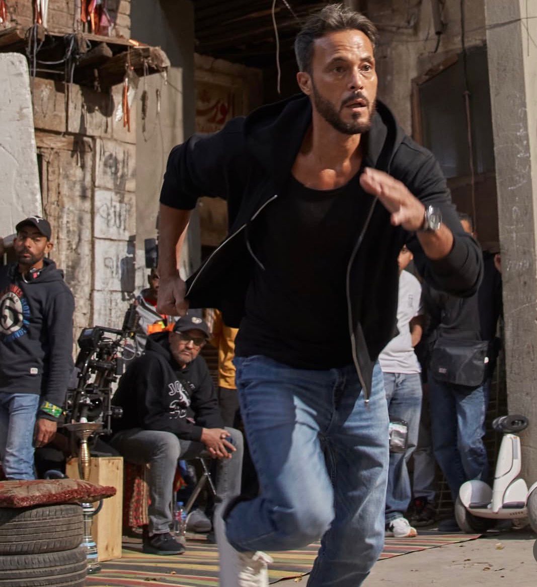 يوسف الشريف في مشهد من مسلسله الجديد