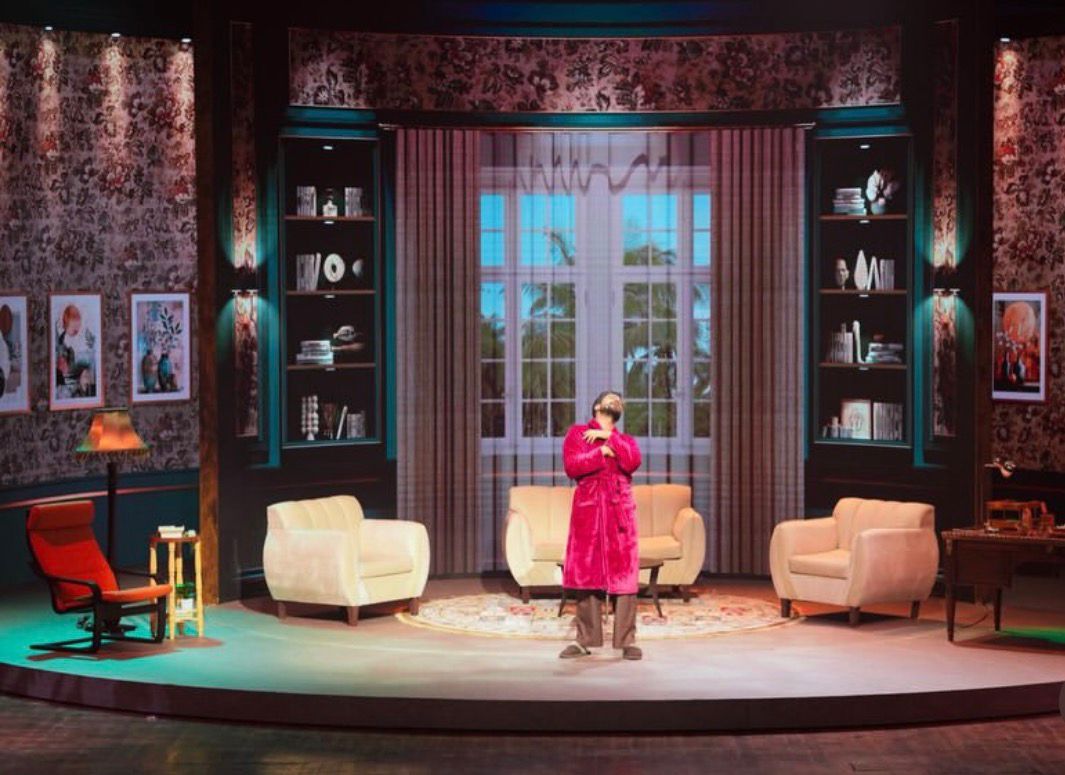 معتصم النهار من مسرحيته الأخيرة