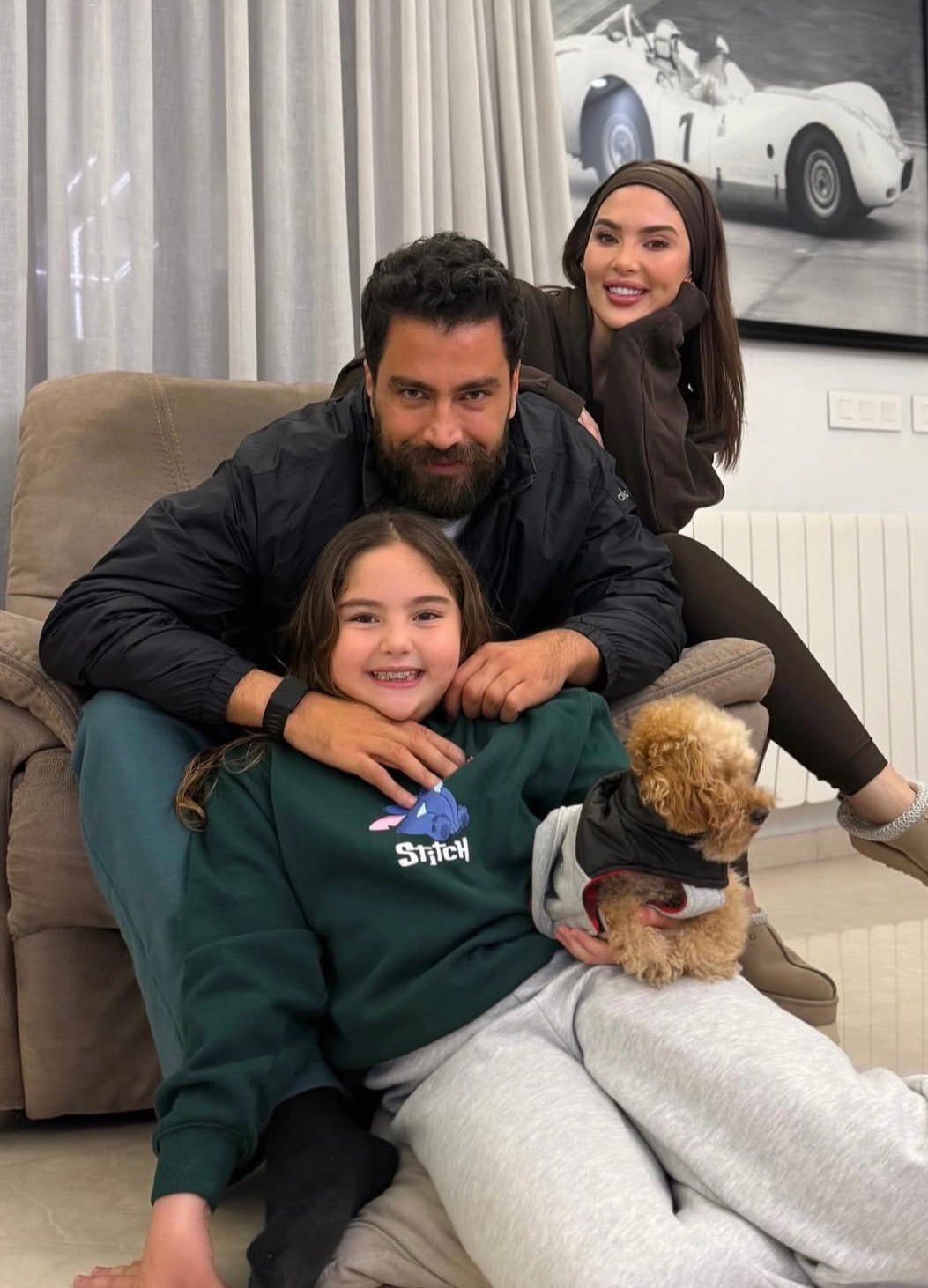 معتصم النهار وعائلته