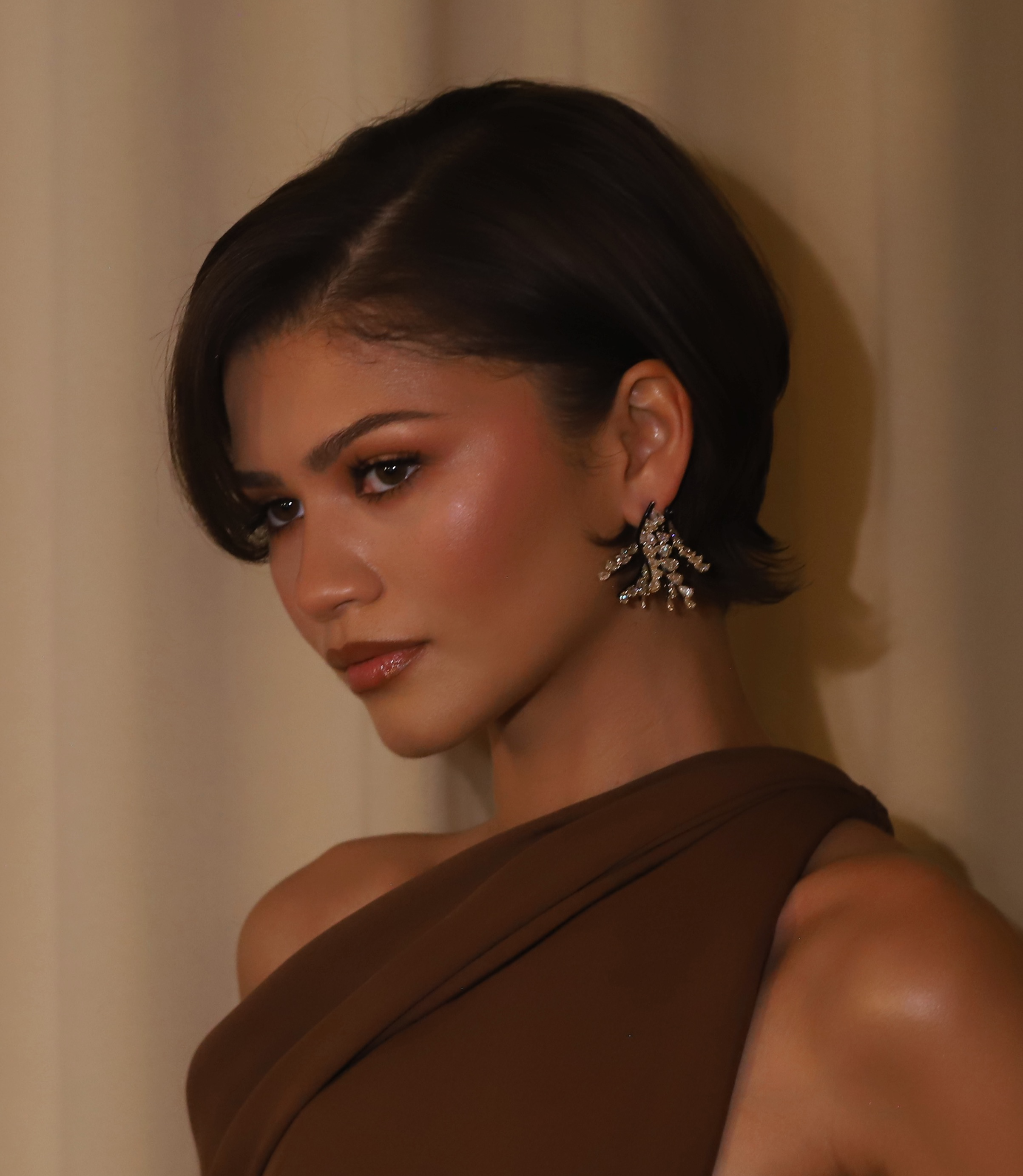 زيندايا ..إطلالة من ابتكار خبير المكياج إرنستو كاسياس