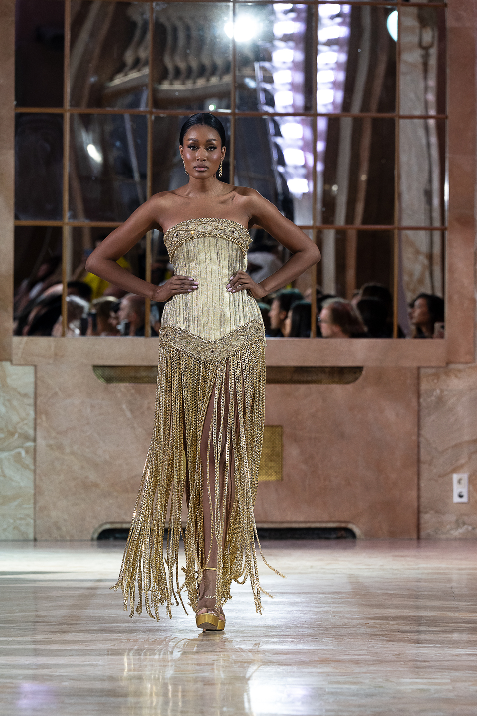 مجموعة روبير أبي نادر للأزياء الراقية 2026