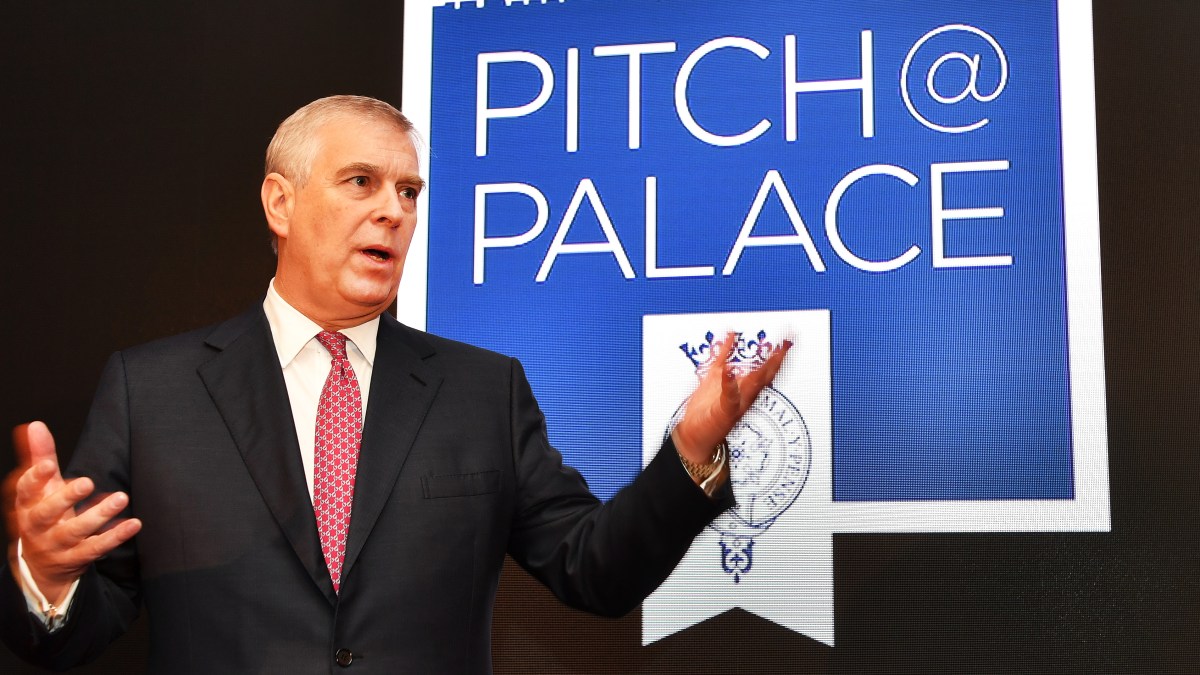 الحادثة وقعت بسبب رغبة الأمير أندرو في استضافة فعالية خاصة بمشروعه الريادي الشهير Pitch@Palace 