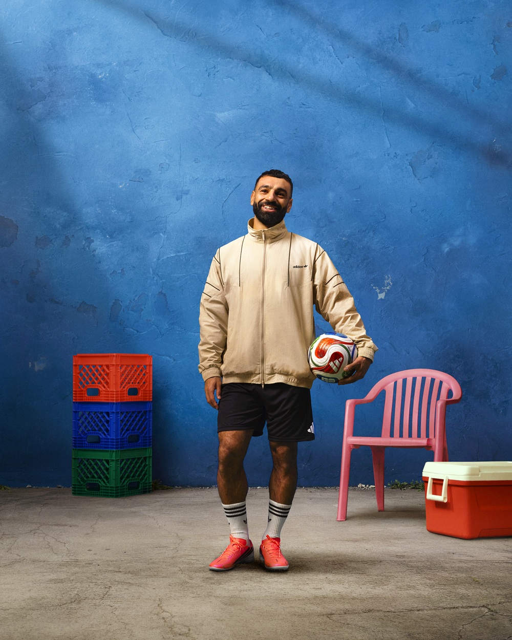 أديداس تحتفي بمحمد صلاح كملك مصري من العصر الحديث