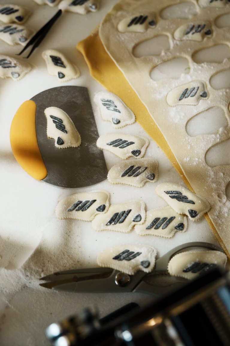 أديداس تطلق باستا Adizero بإصدار محدود 