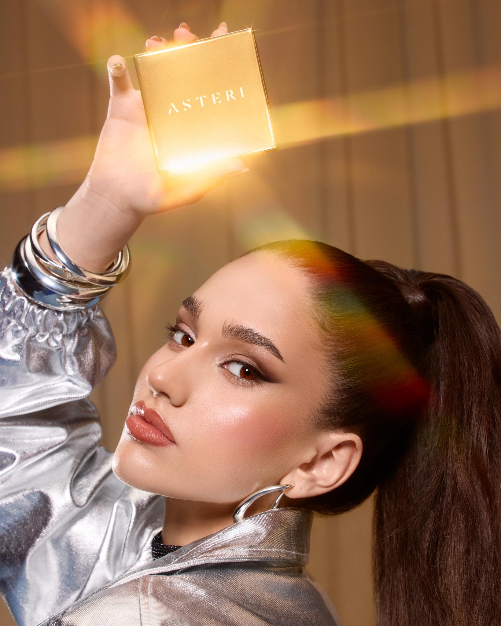 Asteri Beauty Spectrum.. لوحة واحدة لتدفئة الوجه وإضافة الأبعاد