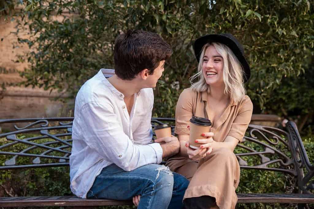 كيف تجعلين رجل الجدي يقع في حبك ويعشقك؟