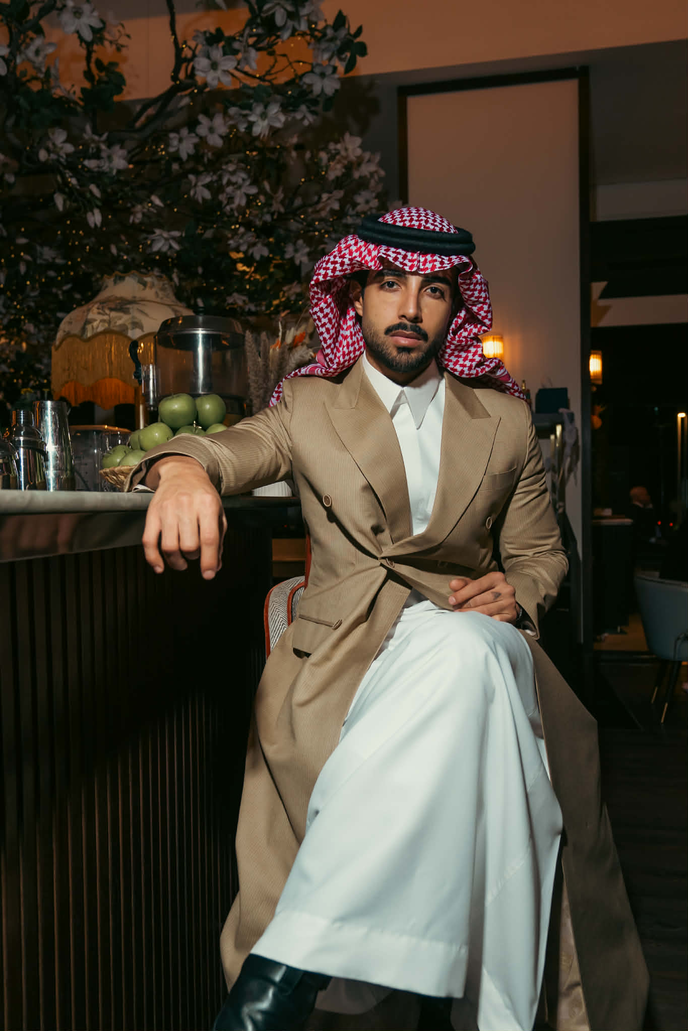 إطلالة أنيقة من B L È Z A H