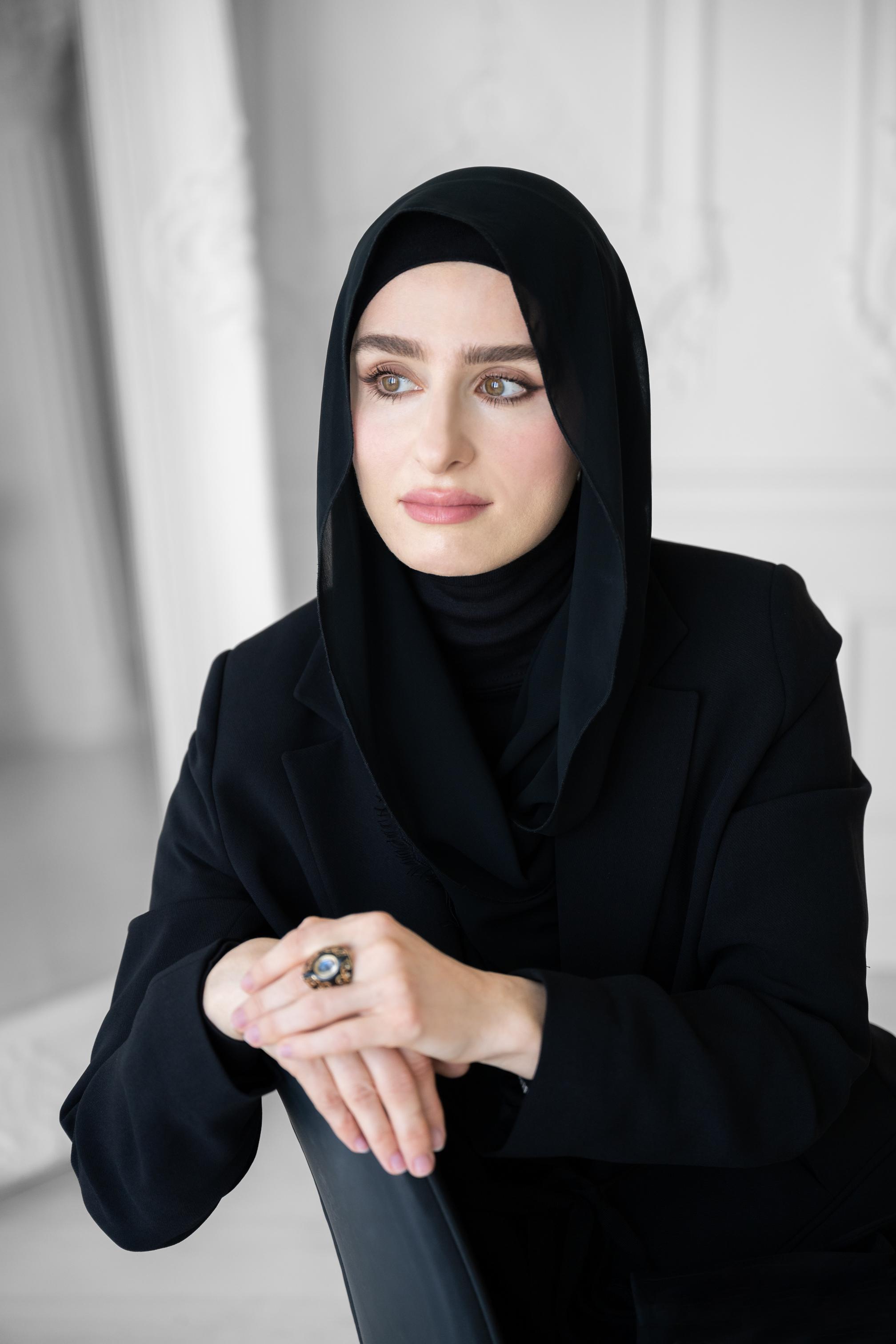 علبة المجوهرات لدى العلامة Hekaya على هيئة كتاب