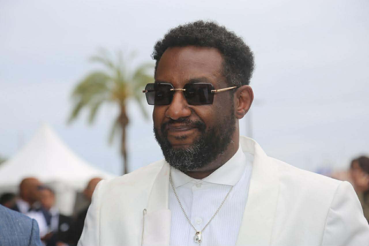 أعمال جديدة لـ  أمجد أبو العلاء