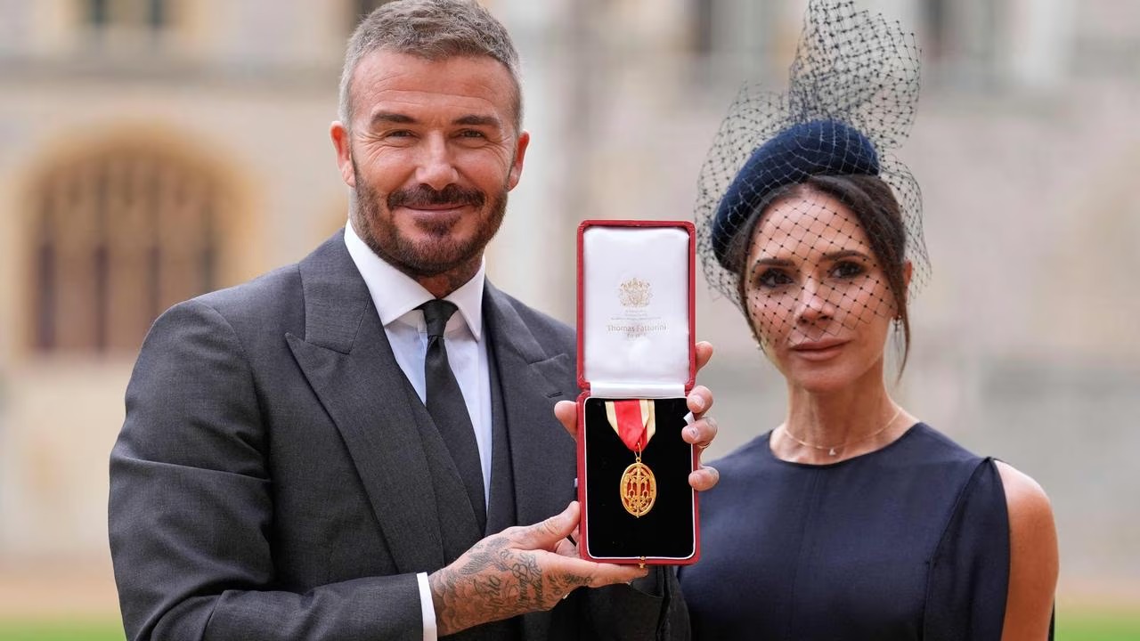 ديفيد بيكهام يتوج بلقب "سير" الملكي