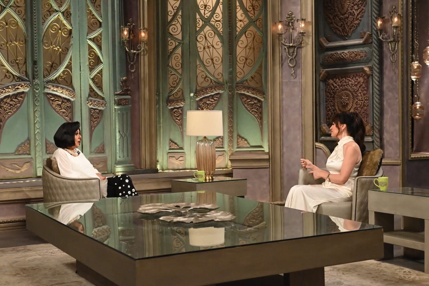 تحل النجمة نيرمين الفقي ضيفة على برنامج "صاحبة السعادة" مع الإعلامية إسعاد يونس