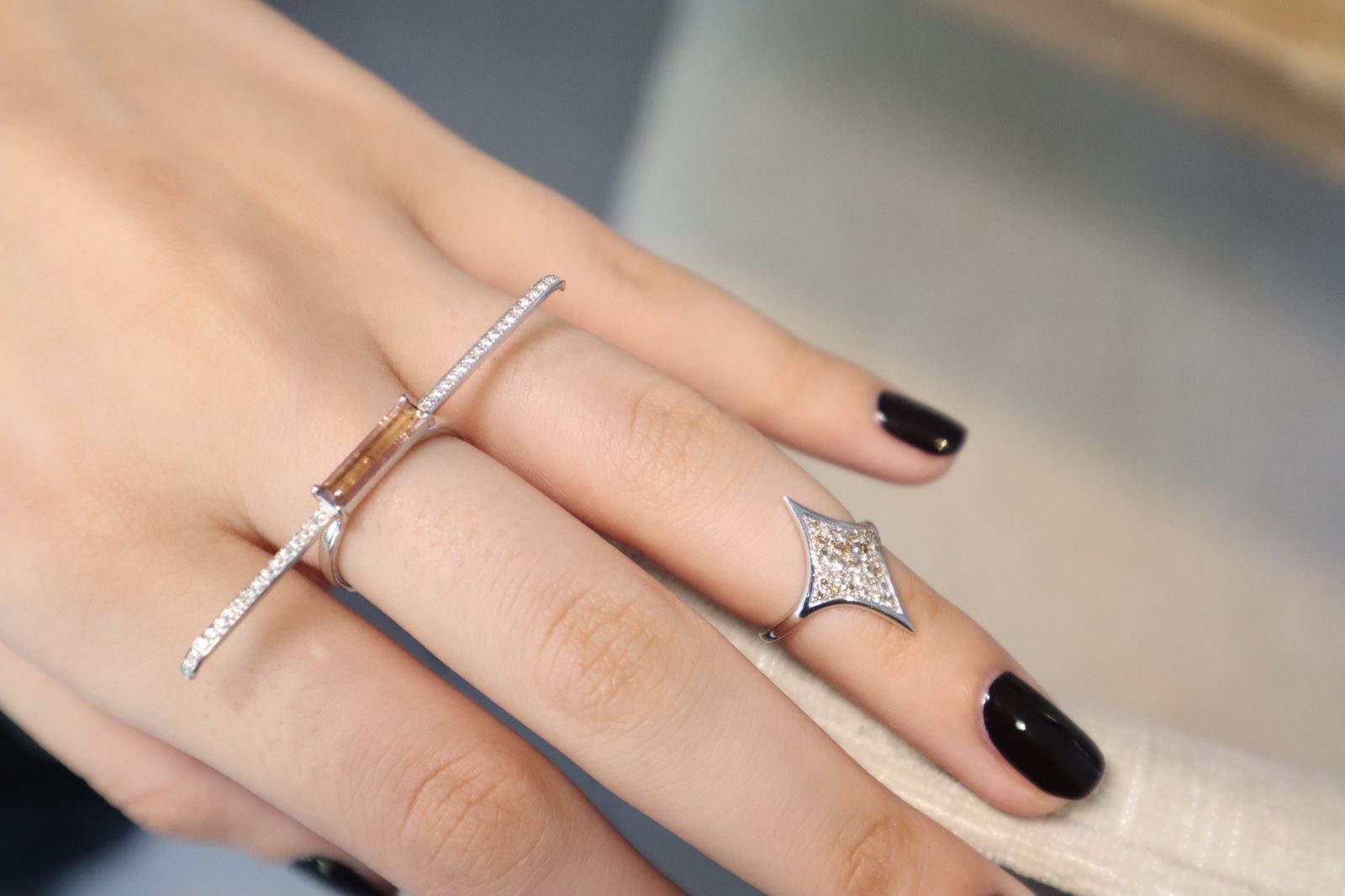 أساور من علامة ريم السفاف