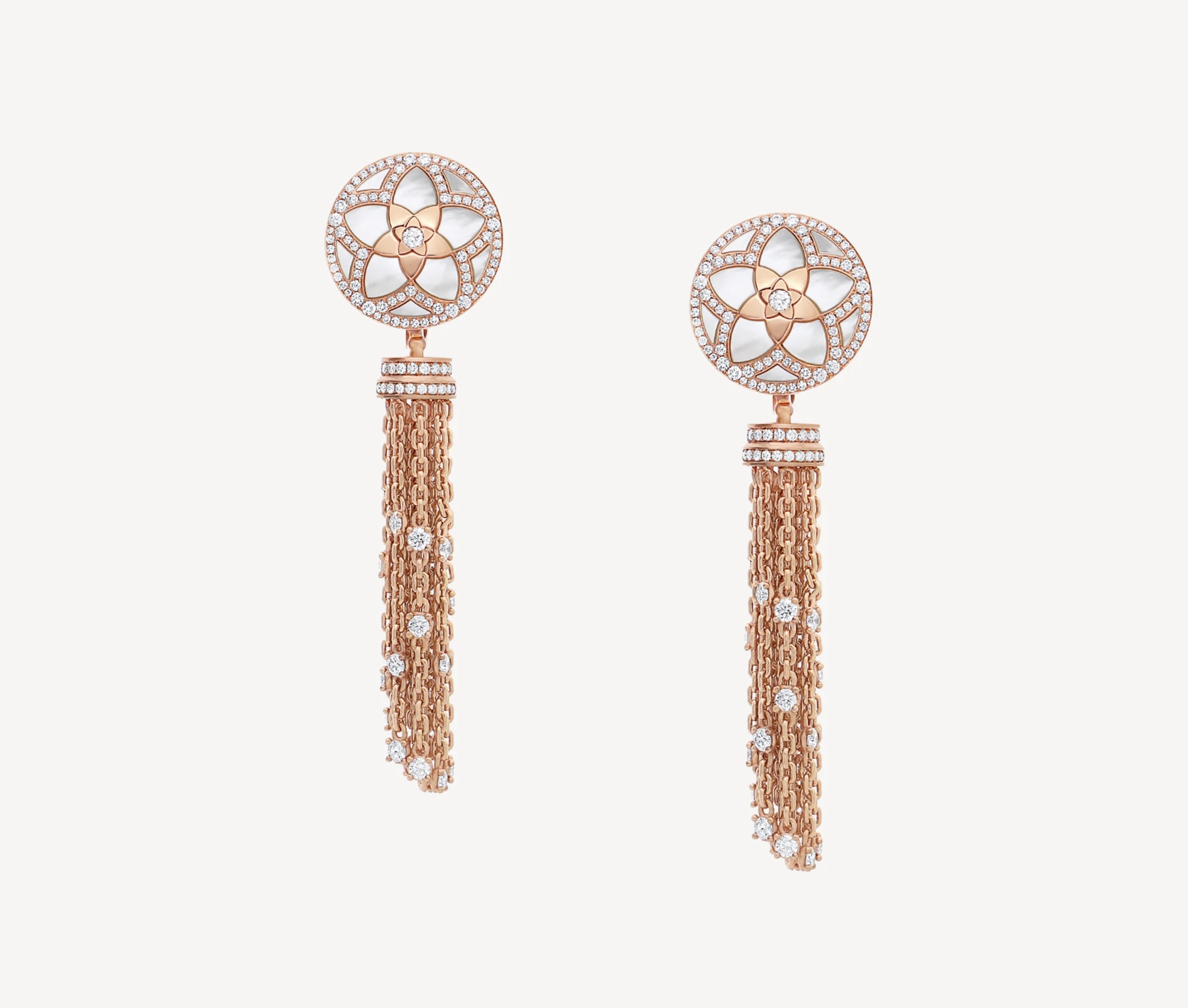 أقراط من بولغاري Bvlgari