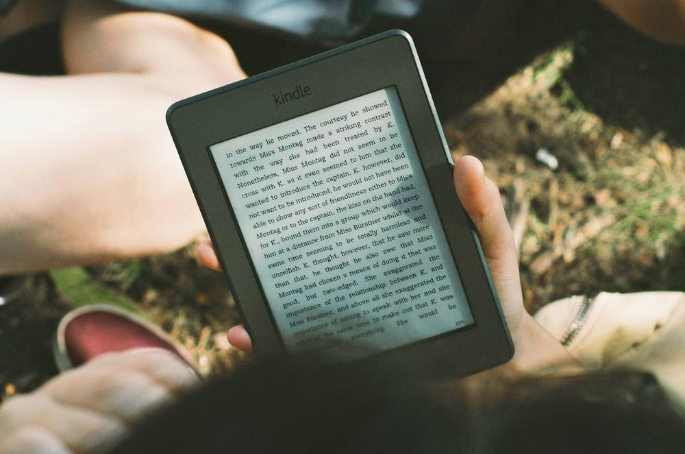 القارئ الإلكتروني