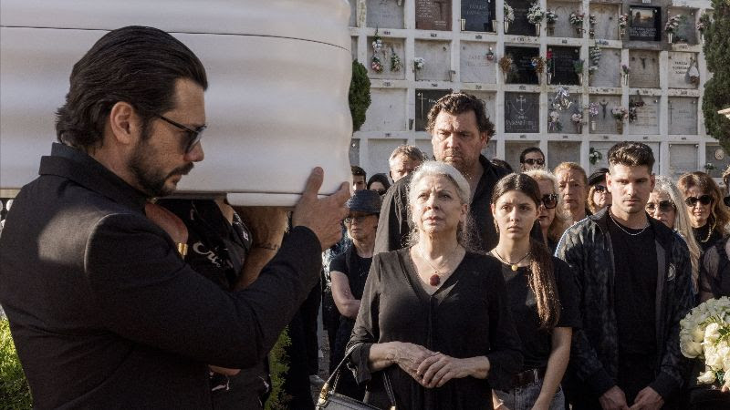 ألفارو مورتي من مسلسل Two Graves