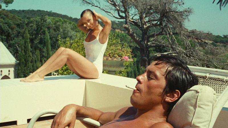 الفيلم الإيطالي الفرنسي الكلاسيكي La Piscine