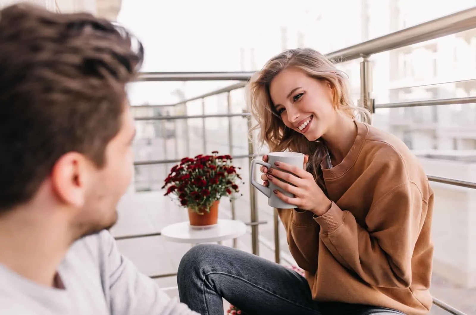 ماذا يحب رجل الجوزاء في المرأة