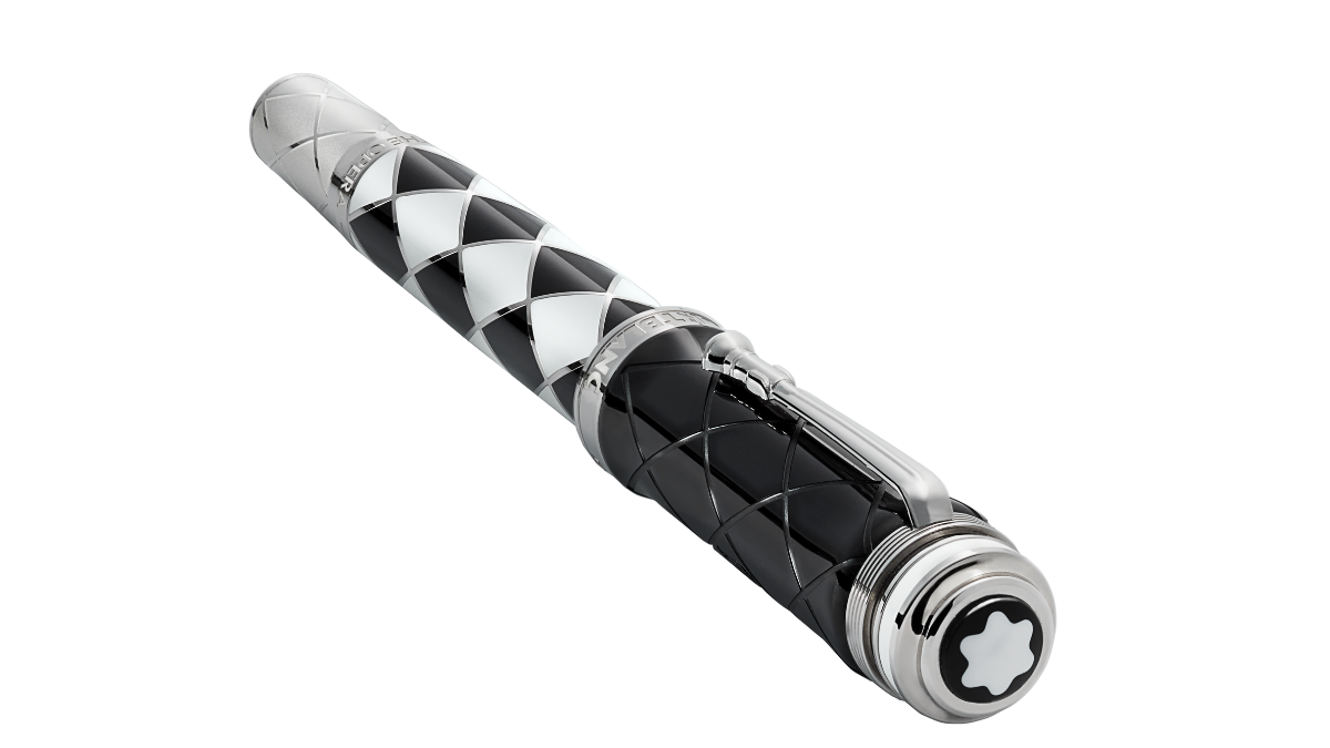 Montblanc تحتفي بفرقة الروك الأسطورية Queen من خلال مجموعة Great Characters