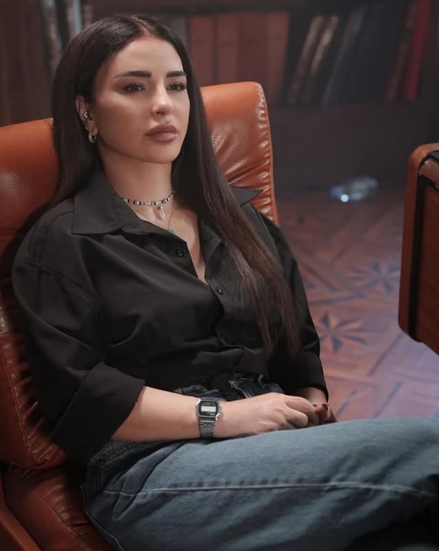 إطلالات ماغي بو غصن بالكاجوال