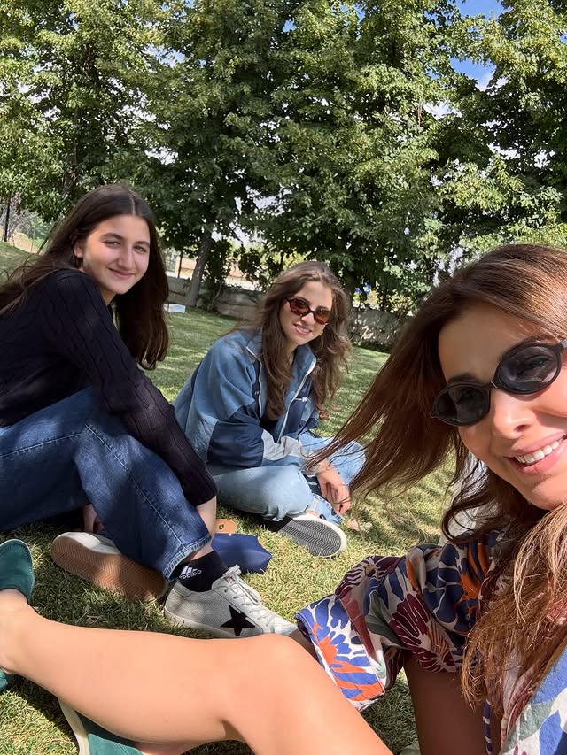 نانسي عجرم والشبه مع ابنتيها ميلا وايلا