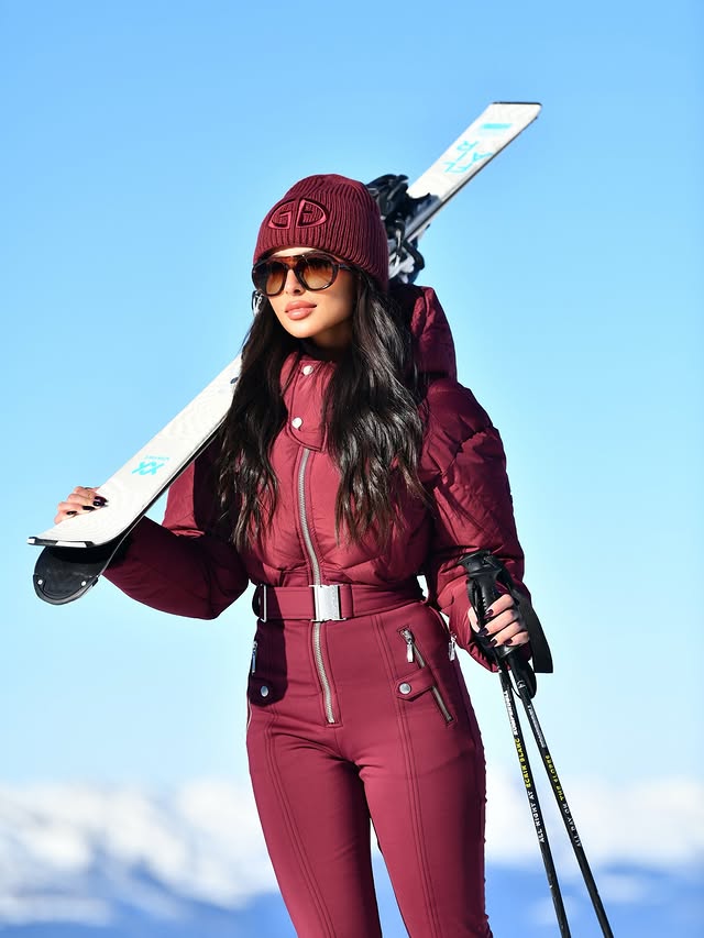 سحر اللون العنابي بأسلوب لما العقيل