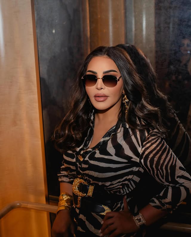 . كونتور الشفاه البني: سر الابتسامة المخملية في حصاد عام 2025