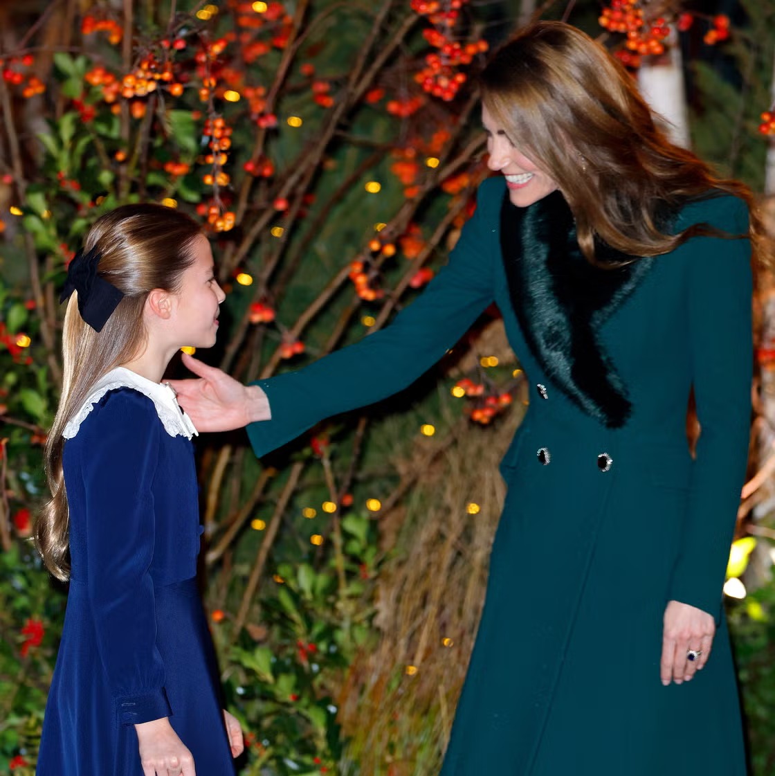 الأميرة شارلوت وكيت ميدلتون