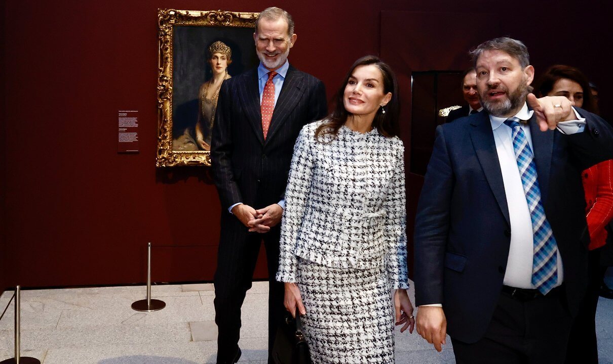 خلال افتتاح معرض جلالة الملكة فيكتوريا يوجينيا