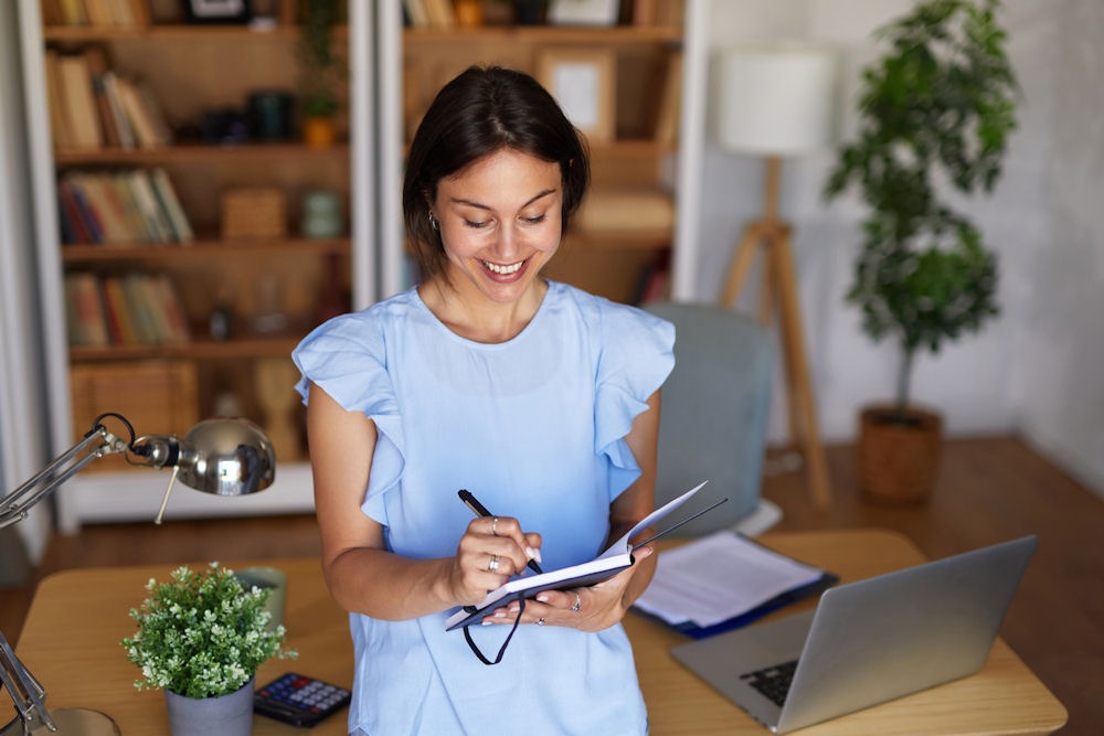 دليل المرأة العصرية لبناء المرونة النفسية في زمن المتغيرات الكبرى