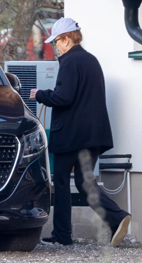 بعد 200 يوم من الهروب.. ظهور سارة فيرغسون في قرية نمساوية