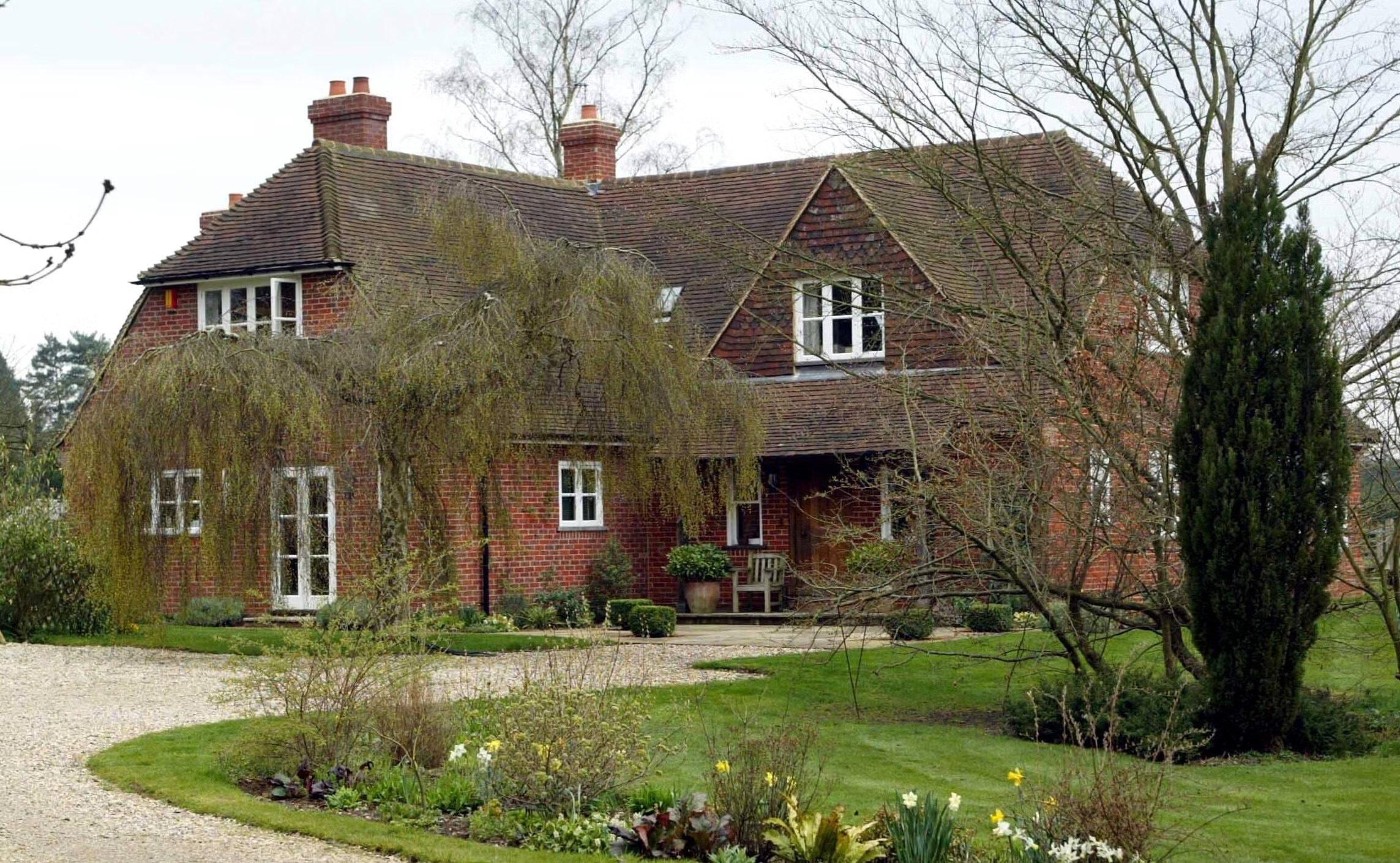 من ريف باكليبيري إلى عرش وندسور.. حكايات جدران في حياة كيت ميدلتون