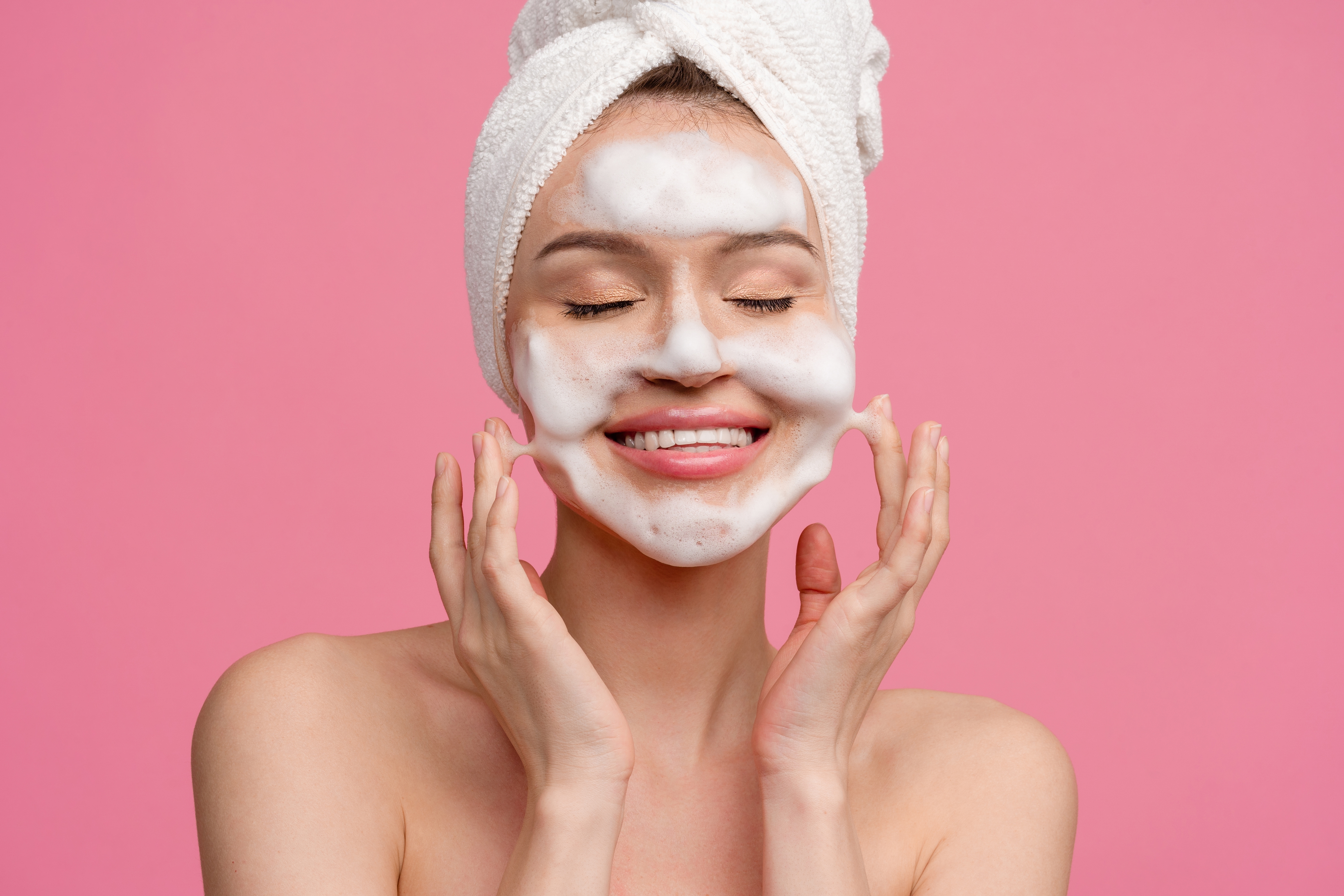   Bubble Mask أو قناع الفقاعات يتصدر الترند الجمالي.. إليك فوائده 