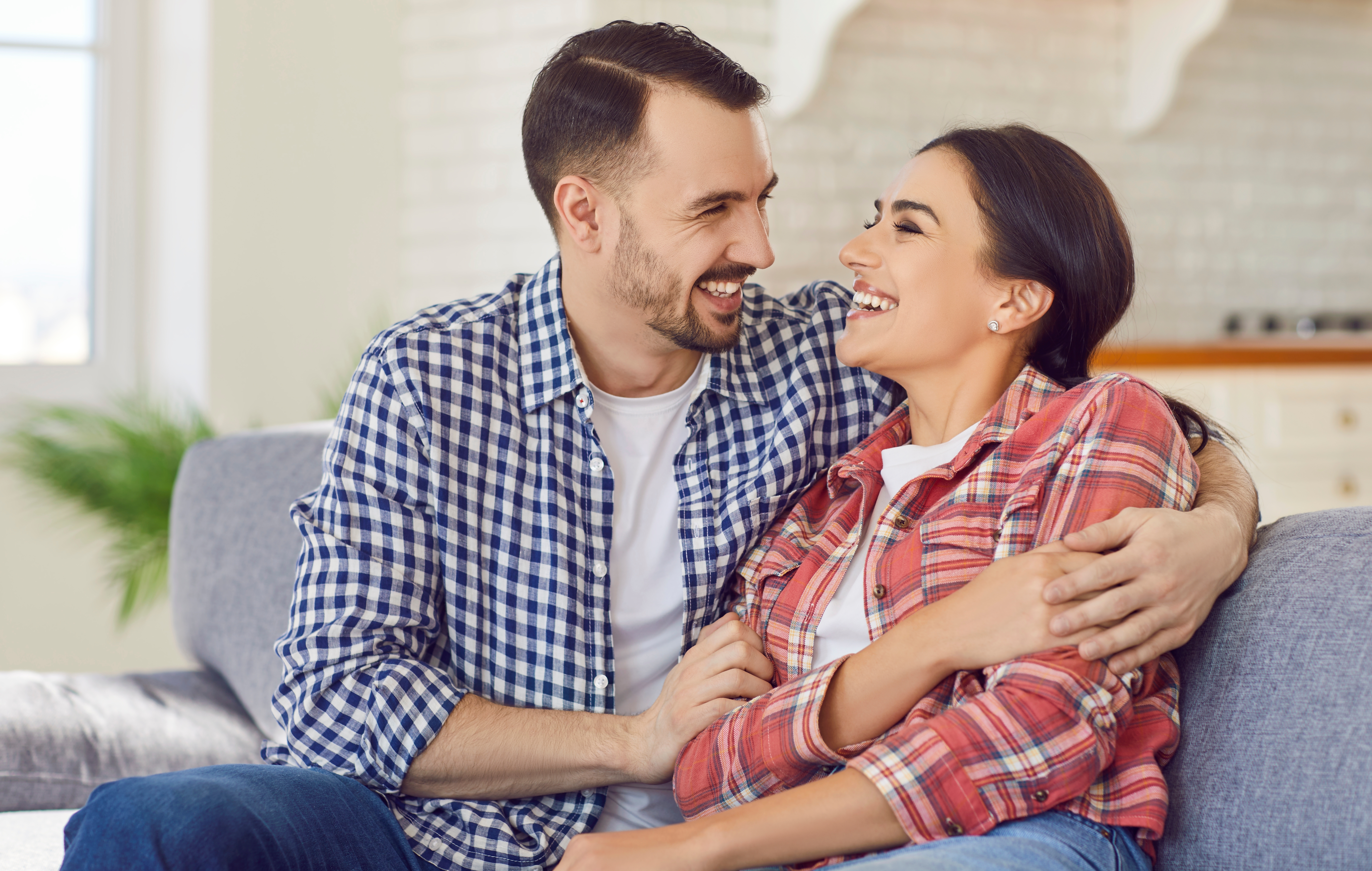 لغة الحواس في الحب الناضج  بين الزوجين