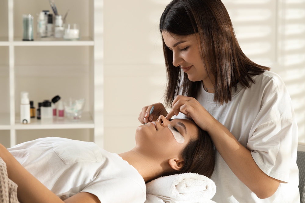 Korean Lash Lift.. إليك الفرق الحقيقي بينه وبين اللاش ليفت التقليدي