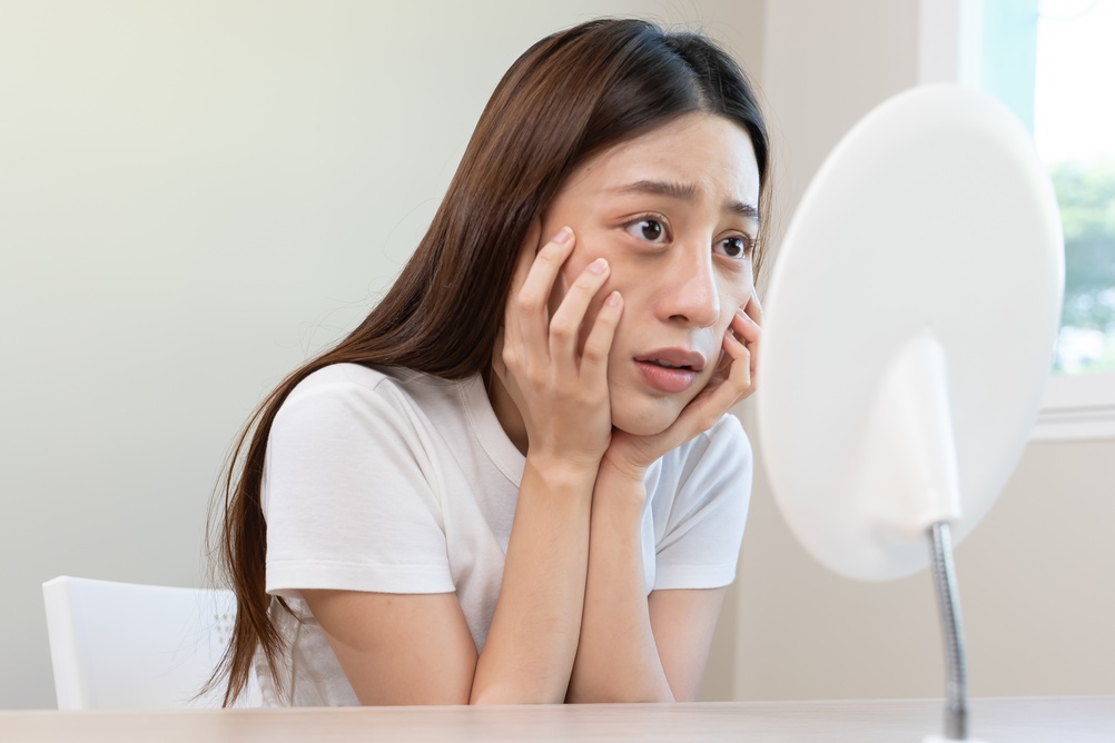 متى يصبح انتفاخ الوجه مؤشراً طبياً يستدعي الانتباه