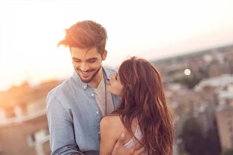 رجل العذراء في الحب