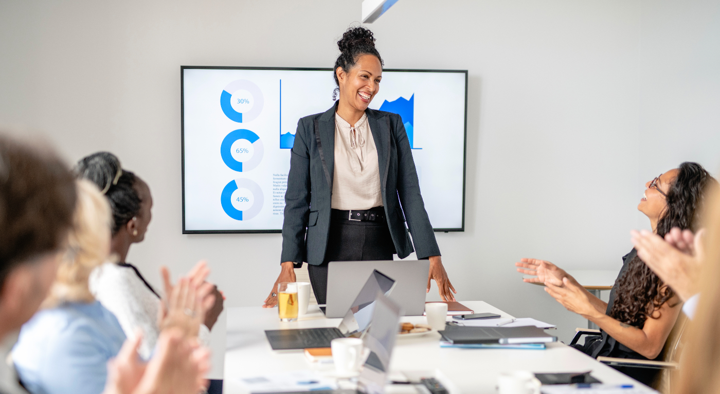 القيادة الفعالة في الأزمات على القدرة على القيادة بهدوء ووضوح