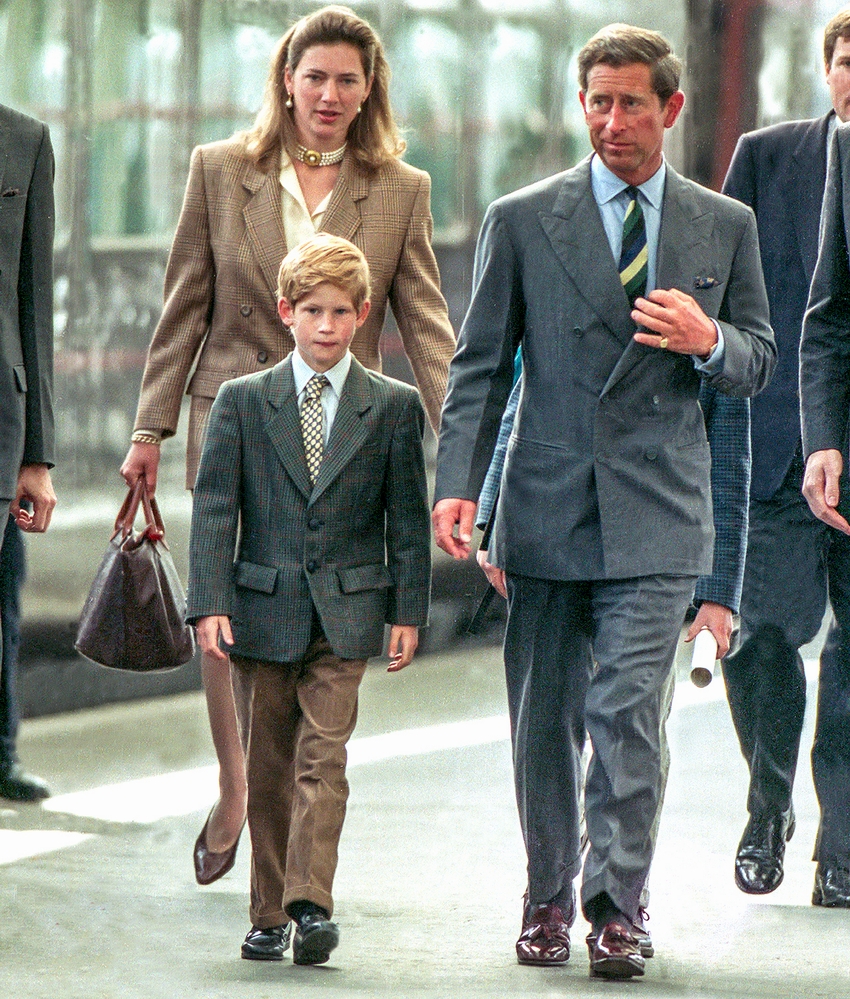 تيجي ليج بورك مع الأميرين وليام وهاري والأمير تشارلز