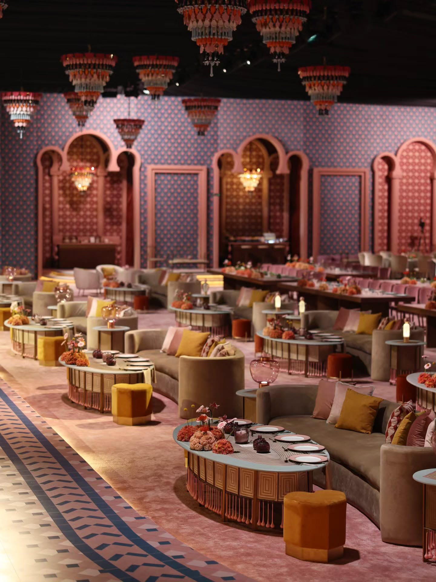 weddingmarketqtrترتيب أثاث الزفاف من تنسيق شركة