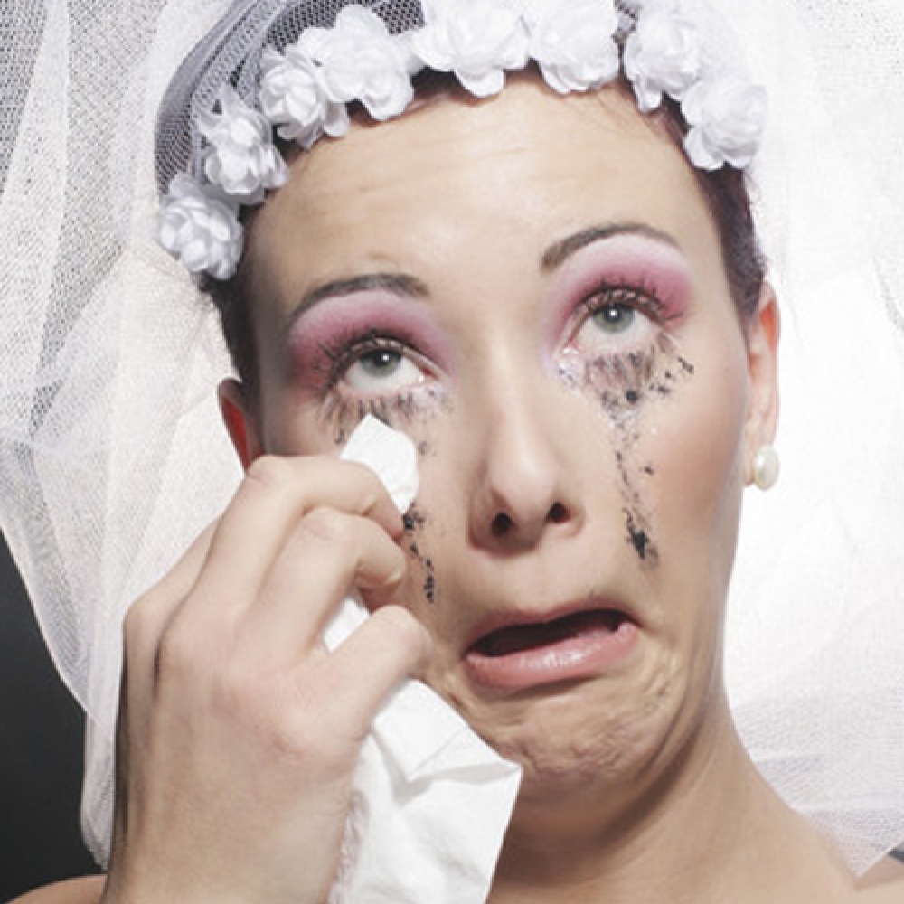 بالفيديو: طلبها للزواج... لكن شاهدوا ماذا فعلت