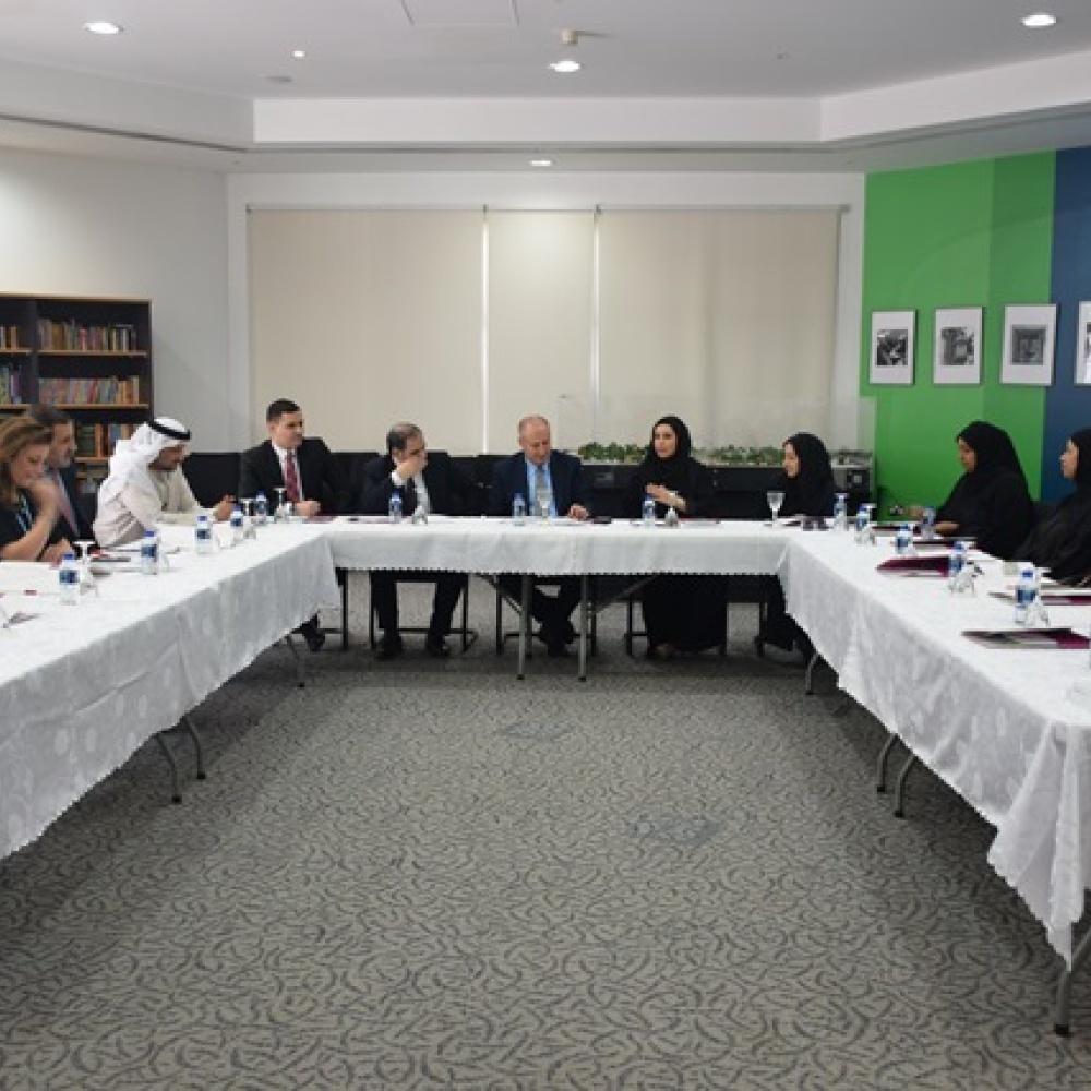 جانب من زيارة الوفد الأردني لمؤسسة دبي لرعاية النساء والأطفال