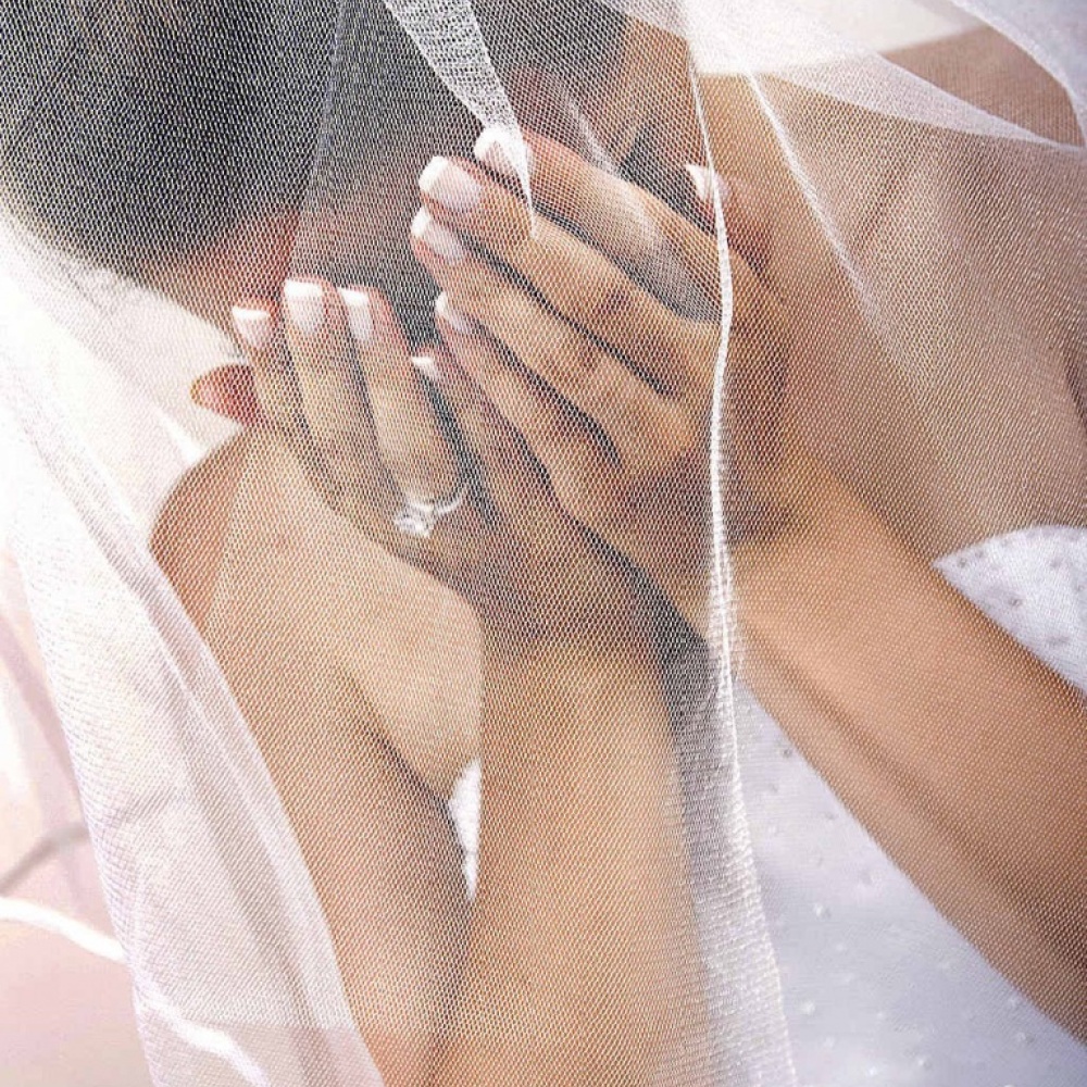 عروس يمنية تزف إلى غير عريسها! 